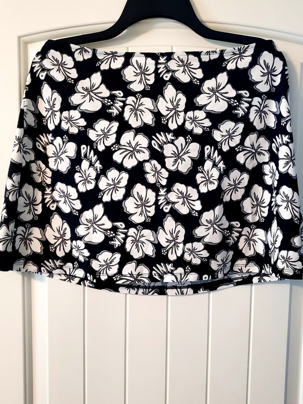 Victoria's Secret Black PINK ,Black and White floral Cover Up, mini skirt - Picture 2 of 5